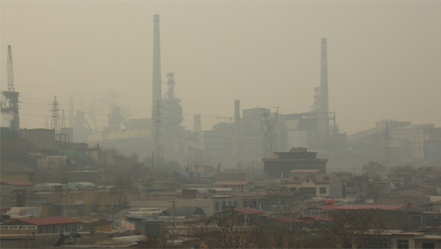 베이징 남서부 한단의 공업지대