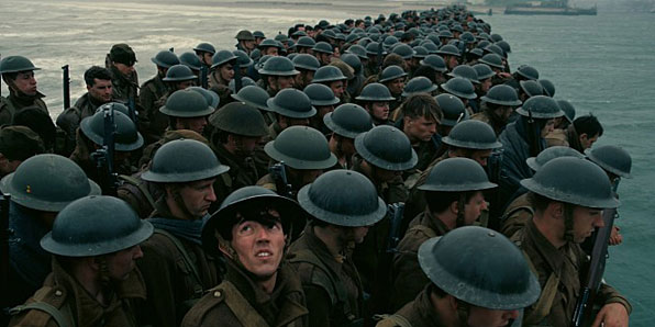 영화 ‘덩케르크’는 병사들의 공포감을 섬세하게 그려냈다.
