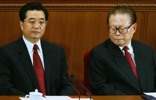 집권 내내 장쩌민의 상왕 정치에 시달린 피해자 후진타오