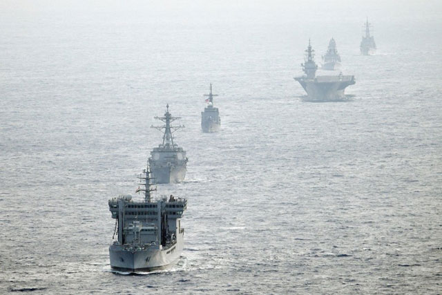  ‘이즈모함’을 비롯해 일본과 미국, 필리핀 인도 등 4개국 군함이 남중국해를 항해하고 있다 (지난달)