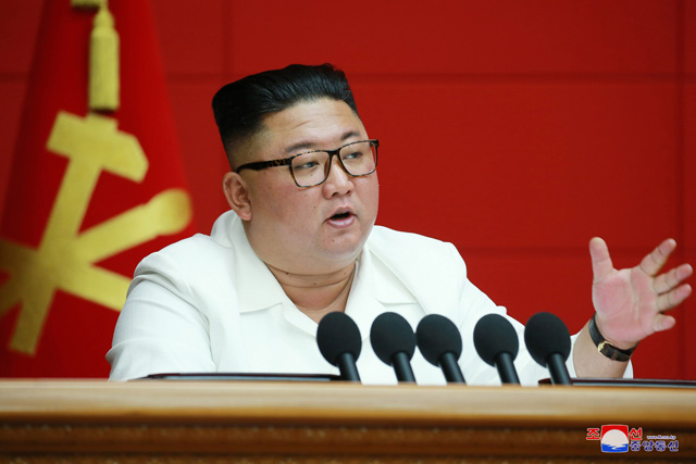 지난 19일 북한 노동당 중앙위 전원회의를 주재하는 김정은 국무위원장. 사진출처: 조선중앙통신