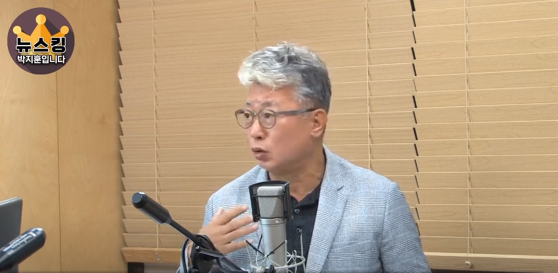 어제(13일) YTN 라디오 에 출연한 조응천 더불어민주당 의원(출처: YTN라디오 유튜브 채널 캡처)