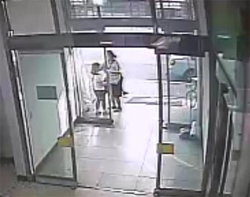 A 씨의 범행 장면이 찍힌 CCTV 화면, 경기 남양주경찰서 제공