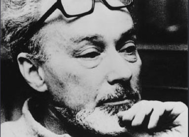 이탈리아의 유대인 작가 프리모 레비. 아우슈비츠 수용소에서 살아남은 후 증언 문학을 써서 큰 반향을 일으켰고, 1987년 자살했다.