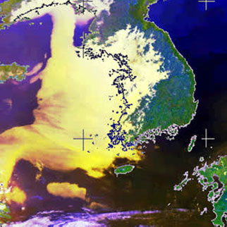 ‘옐로우 한반도’ 괴담 난무…위성 사진 속 ‘노란 구름’ 정체는?