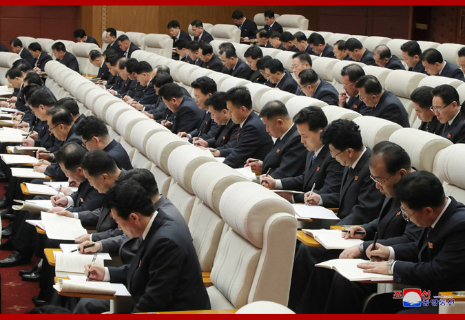 시·군당 책임비서 강습회 참석자들의 모습. 사진출처: 조선중앙통신