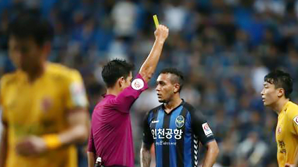 프로축구연맹 ‘심판에 욕설’ 웨슬리에 2경기 출장정지