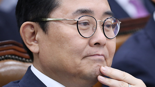 검찰, “전병헌 수석에 대한 직접 조사 불가피하다”
