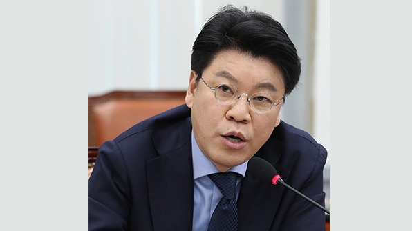 한국당 “권력기관을 수족처럼 부리겠다는 개악…수용불가”