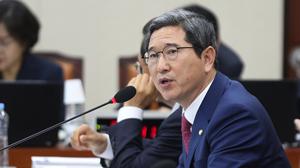 김학용 “병력감축·복무기간 단축은 명백한 국방 역주행”