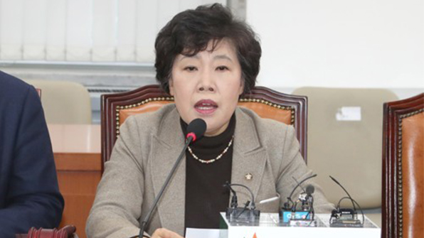 조배숙 “대통령의 범죄인 전락, 제왕적 대통령제 때문”
