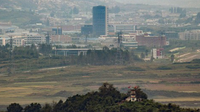 통일부 “개성공단 기업인 방북 北과 협의 중”…이르면 다음주 성사될 듯