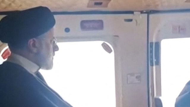 “이란 대통령 헬기 추락 지점 발견…전원 사망 추정”