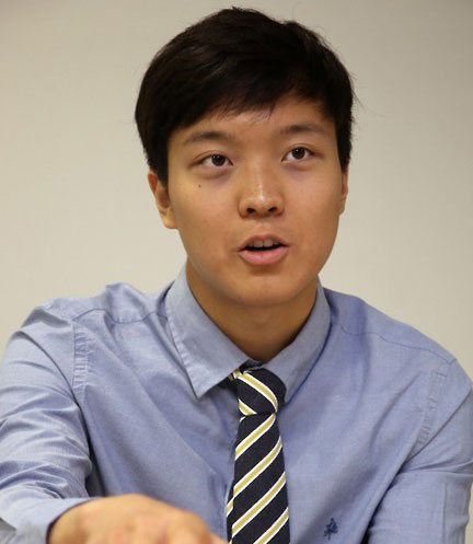 송유근