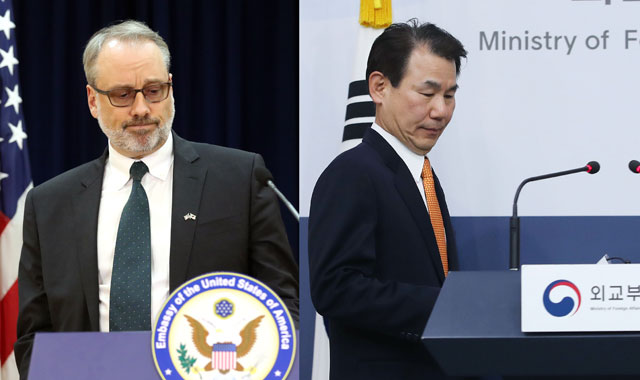 지난달 19일, 3차 회의 ‘조기 종료’ 후 한-미 각각 기자회견 모습(왼쪽 제임스 드하트 미국 대표/ 오른쪽 정은보 한국 협상 대표)