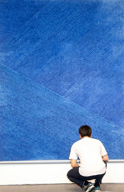 김환기의 파란색 점화 ‘무제 27-VII-72 228’(264x202cm) 1972년작. 