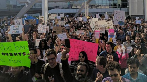 트럼프 ‘반이민’ 행정명령에 반대하는 구글 임직원 시위