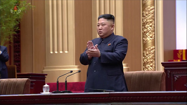 최고인민회의 참석한 김정은 위원장 