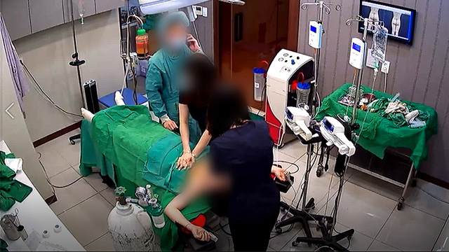 지난 3월 30일 이뤄진 박 씨의 지방흡입 수술에서 의료진은 최소 6번의 심정지에도 박 씨를 상급 병원으로 옮기지 않았습니다.