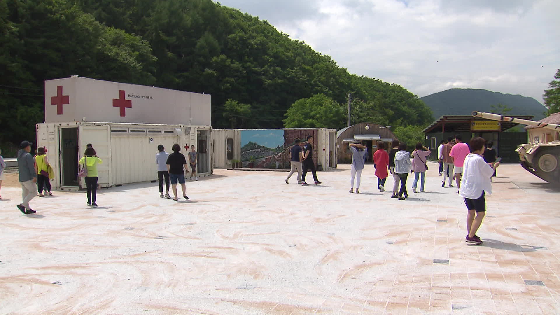  강원도 태백시 통동에 조성된 드라마 ‘태양의 후예’ 세트장 