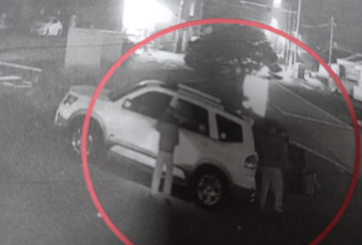 설 연휴 기간 서귀포시에서 차량을 훔치고 있는 10대들 