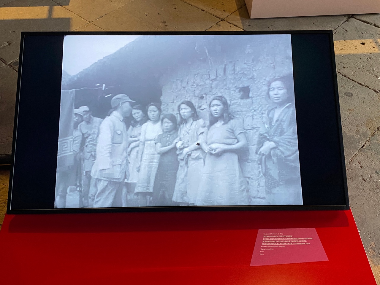 지난해 KBS가 발굴해 보도한 ‘만삭의 위안부’ 영상도 전시돼 있다.