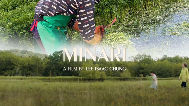 한 이주노동자가 미나리밭에서 작업을 하고 있다(상단) 영화 미나리의 한 장면(하단)