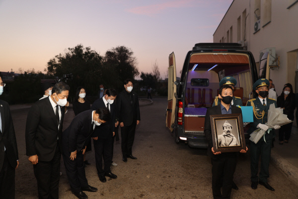 14일 카자흐스탄 현지에서 치러진 추모식 (사진 제공 : 국가보훈처)