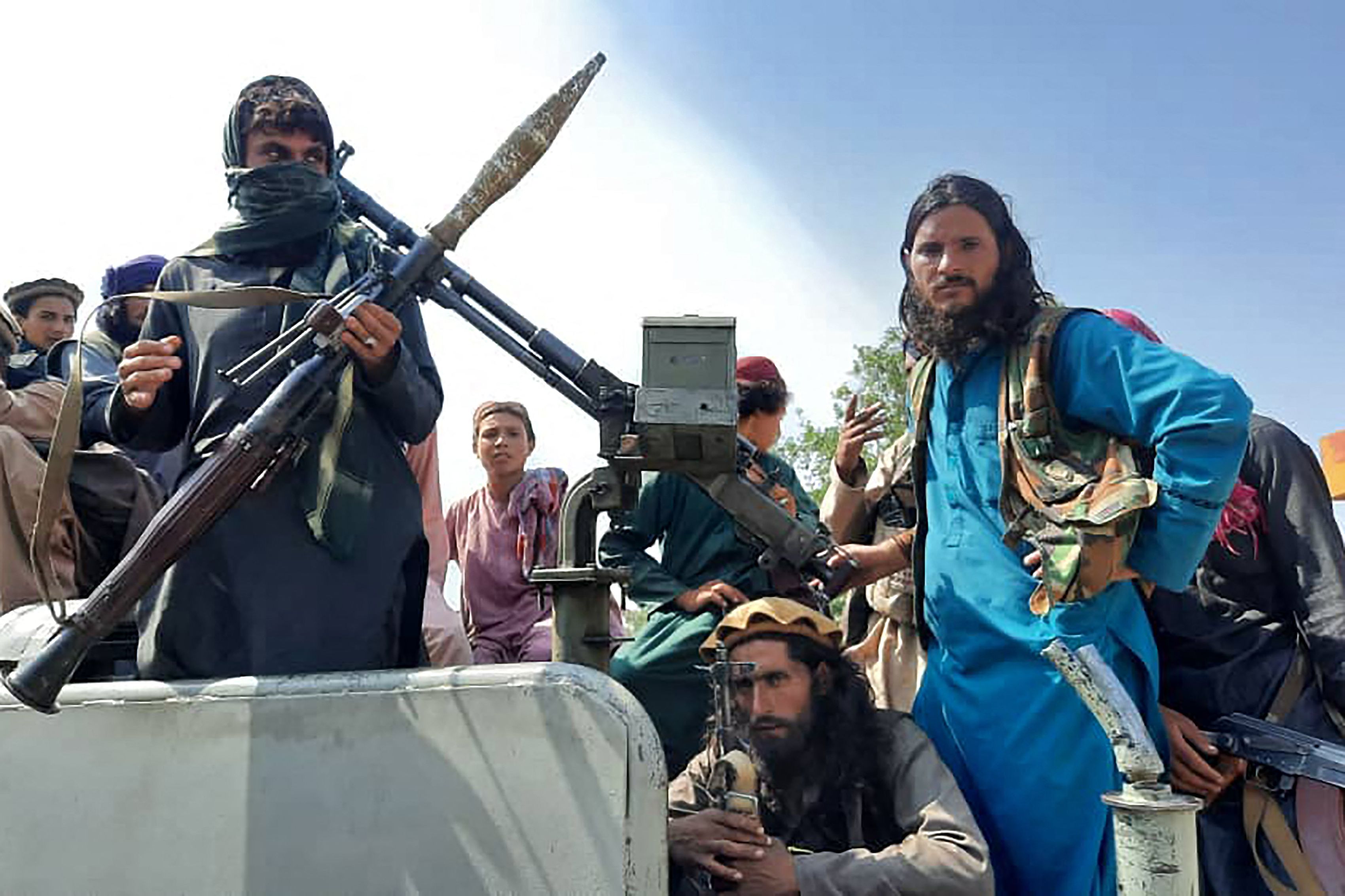 아프가니스탄 라그만 지역의 탈레반 대원들. 2021년 8월 15일.