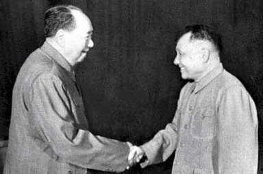 공부론(共富論)을 강조한 마오쩌둥(왼쪽)과 선부론(先富論)을 내세운 덩샤오핑(오른쪽)_사진=바이두