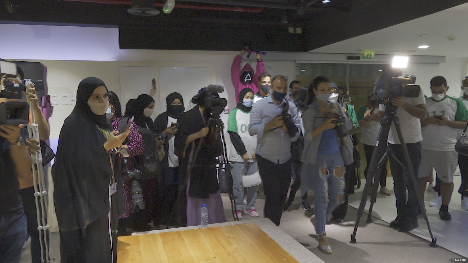 UAE 한국문화원 ‘오징어게임’ 행사에 취재온 외신들