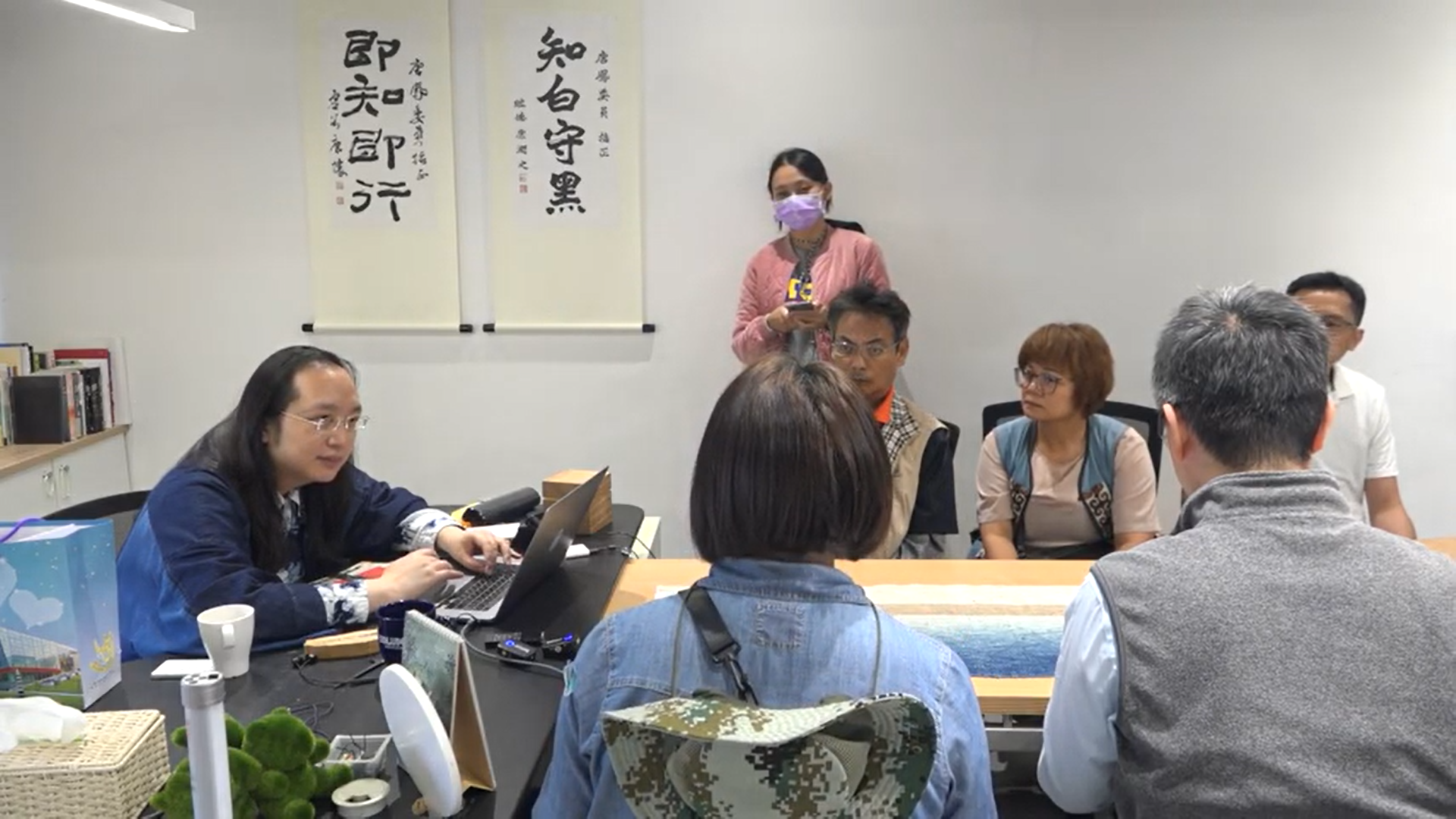 오드리 탕 장관의 ‘열린 사무실’. 감염병 단계가 2단계로 격상되기 전까지 매주 수요일 시민에게 개방하고, 장관과 대면 면담을 진행했다. (제공: 타이완 공공디지털혁신공간)
