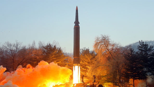 1월 5일 북한이 극초음속 미사일이라며 발사한 미사일