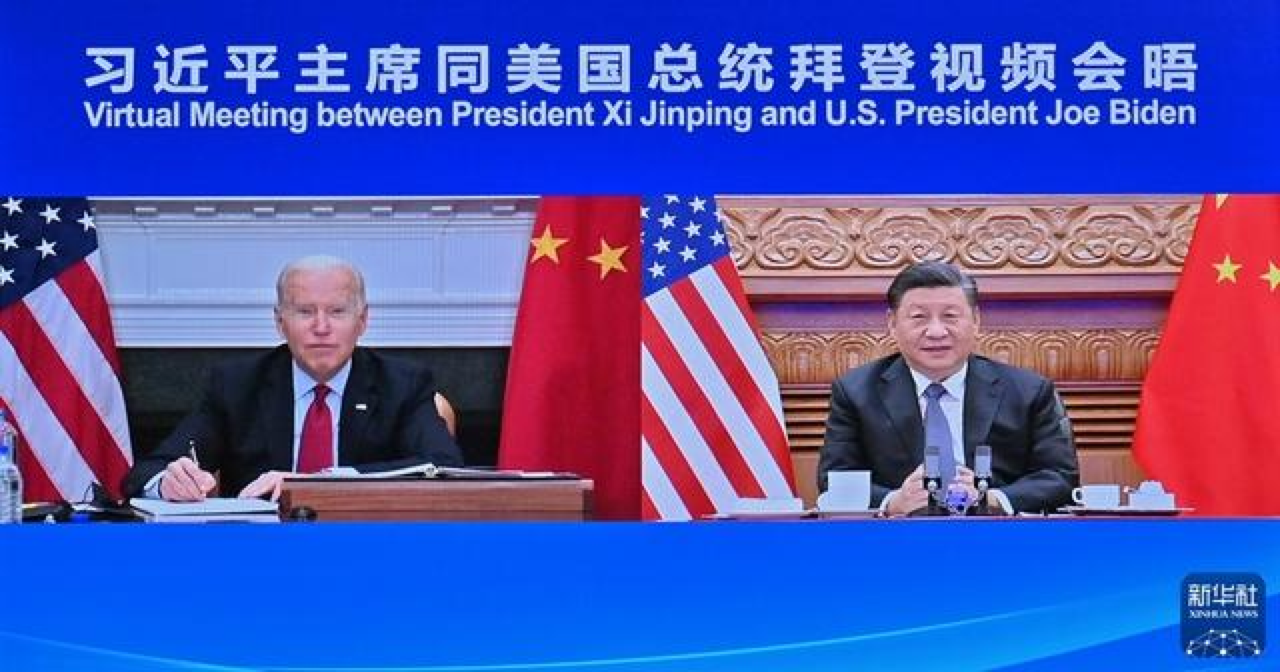 지난해 11월 바이든 미국 대통령과 시진핑 중국 주석이 화상으로 첫 정상회담을 가졌다. (출처: 신화사)