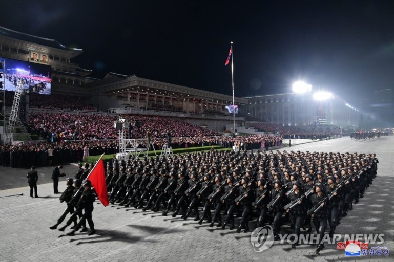 지난해 9월 9일 북한 정권수립 기념일(9·9절) 73주년을 맞아 열린 ‘민간 및 안전무력 열병식’