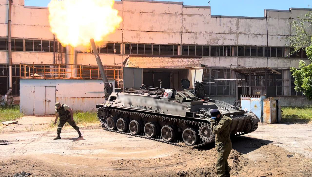 러시아 ‘괴물’ 박격포, 방송 직후 우크라이나가 폭파