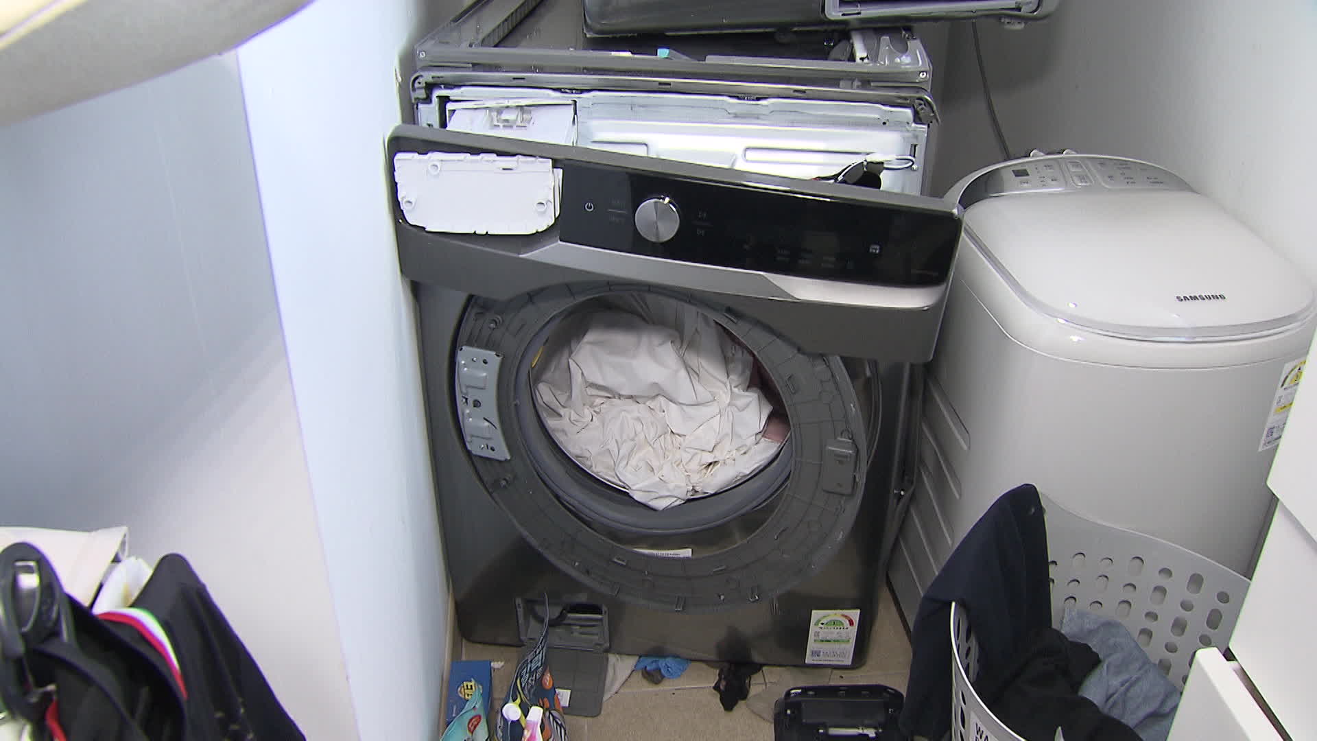 이달 14일에도 인천 강화군에서 삼성전자 세탁기가 파손되는 사고가 났습니다.
