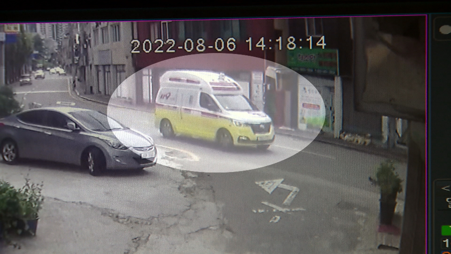 지난 6일 오전 10시 8분쯤, 광주광역시 북구 운암동 골목길 CCTV에 찍힌 119 구급차.