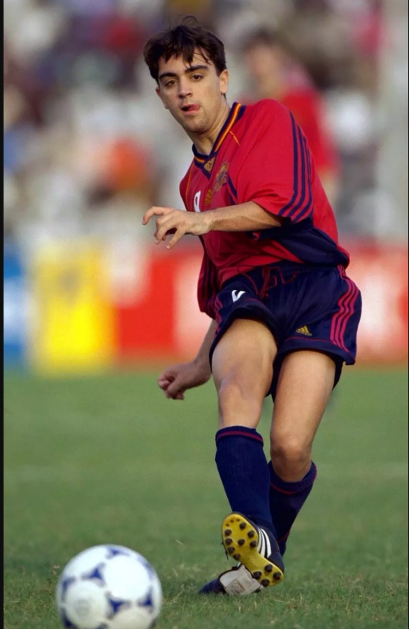 1999년 U-20 월드컵에 출전해 우승을 차지한 스페인의 사비 에르난데스.
