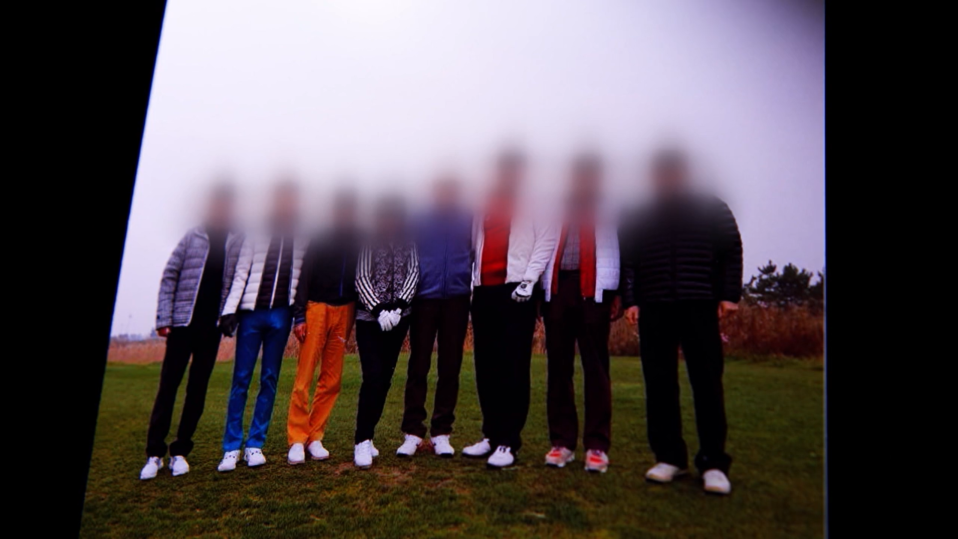 KBS 탐사보도부는 사교 모임 주선자 한 씨가 주선한 여러 골프장 모임의 사진을 입수했다. 해당 사진으로 유력 인사들 참석이 확인됐다.