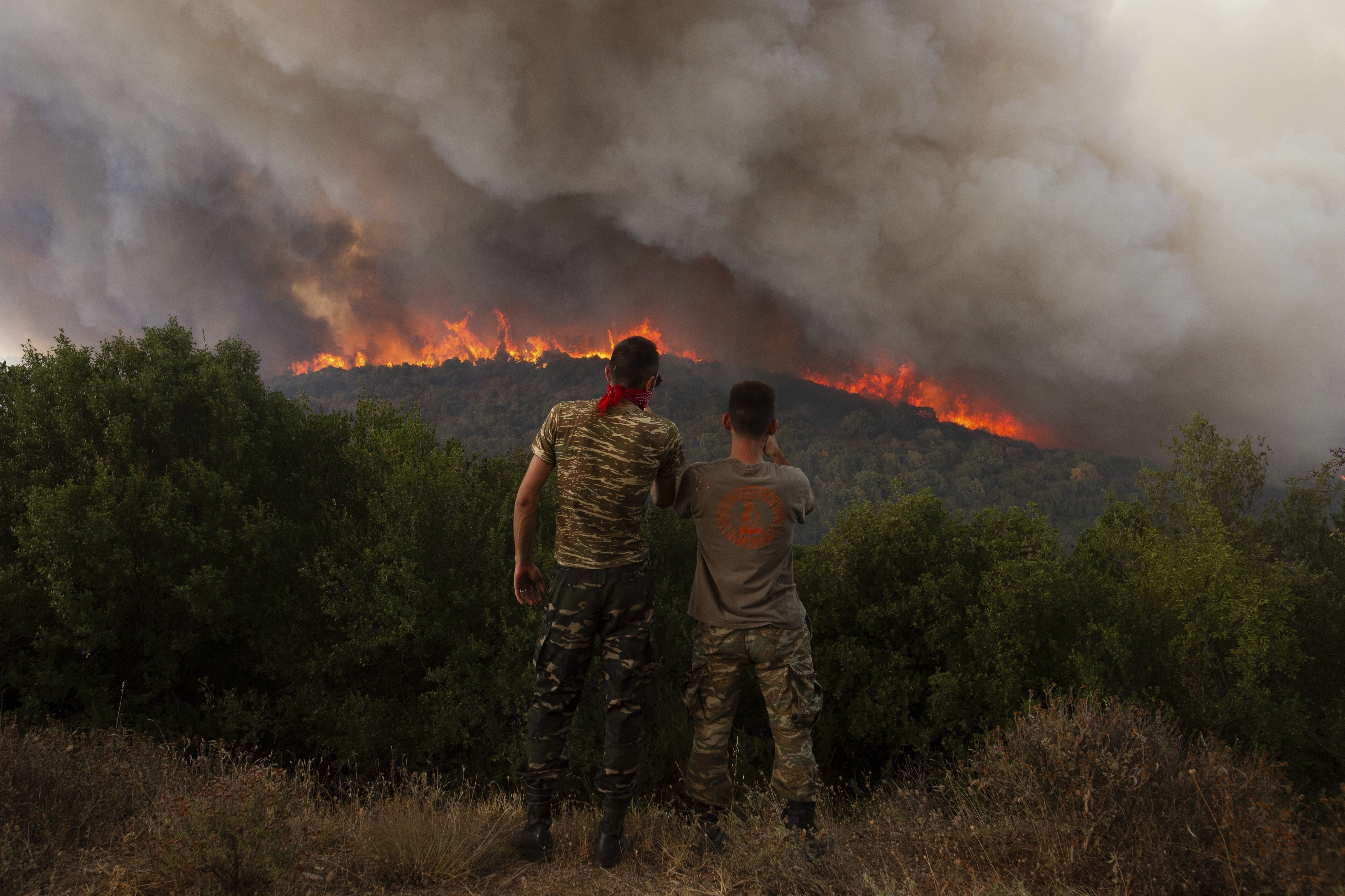 그리스 동북부에서 발생한 산불이 열흘 넘게 이어지고 있다. (사진 출처: AP)