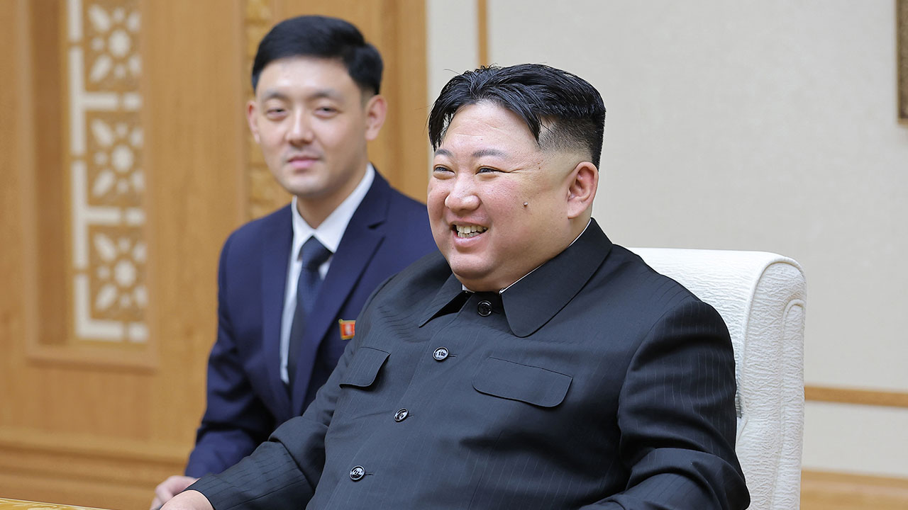 라브로프 러시아 외무부 장관과 회담하는 김정은 북한 국무위원장. @조선중앙통신