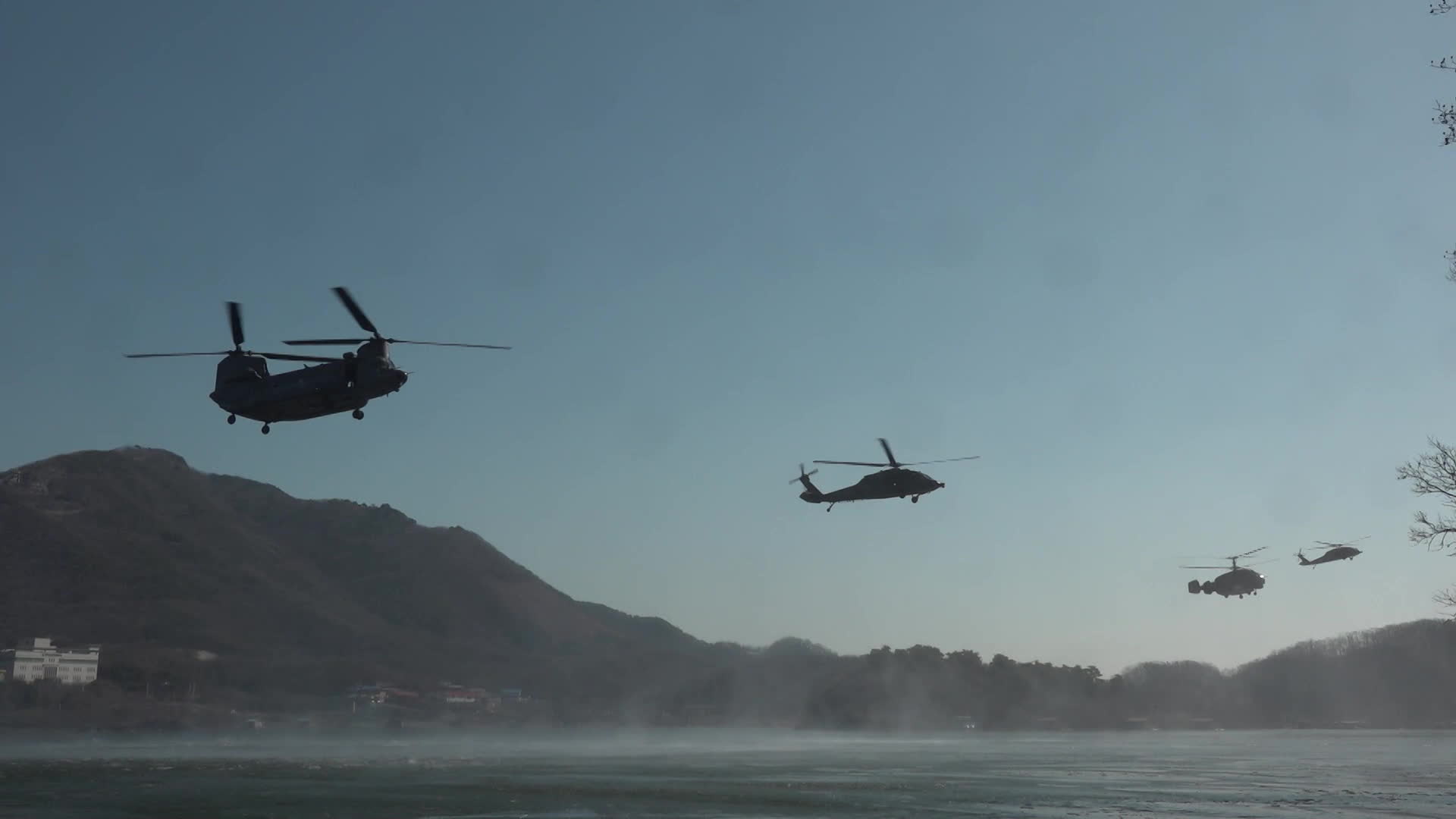 공군 제6탐색구조비행전대 혹한기 훈련 모습. 지난 25일 충북 진천. 공군 제공