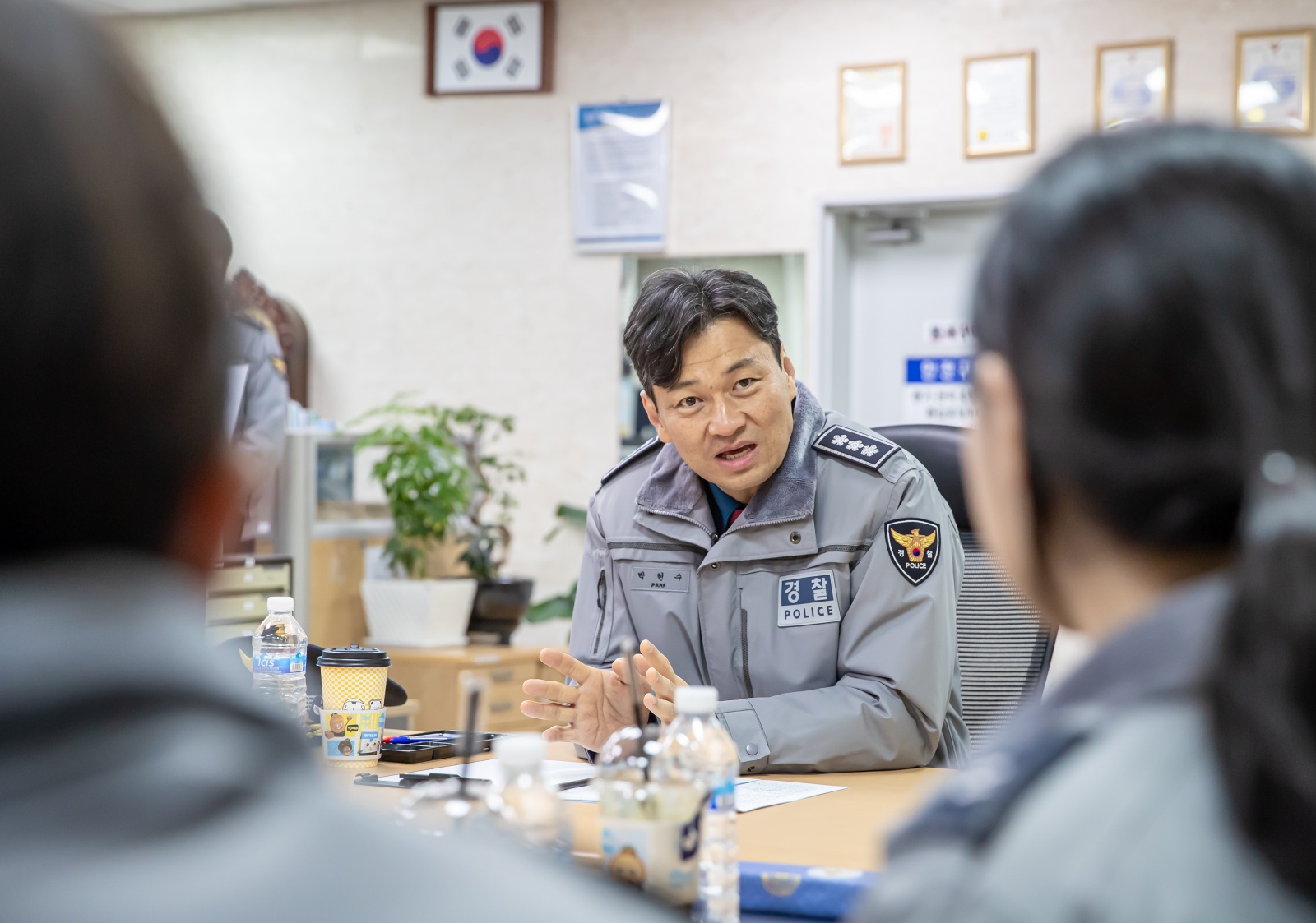 [단독] “부적절” “여파 클 것”…‘서울청장 추천’ 자치경찰위원회 회의록 입수