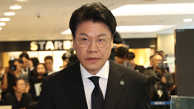 ‘공소권 없음’ 종결된 ‘장제원 사건’…피해자 “가해자 결정 더 존중한 처분”