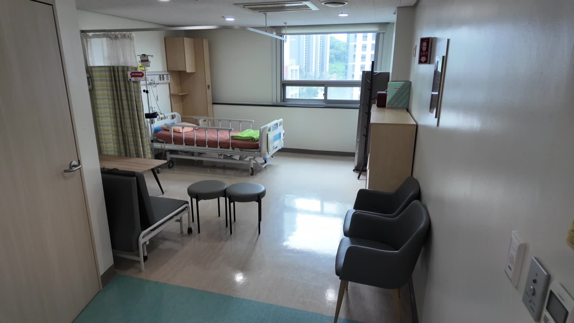 가톨릭대학교 인천성모병원 일반 병동에 마련된 임종실