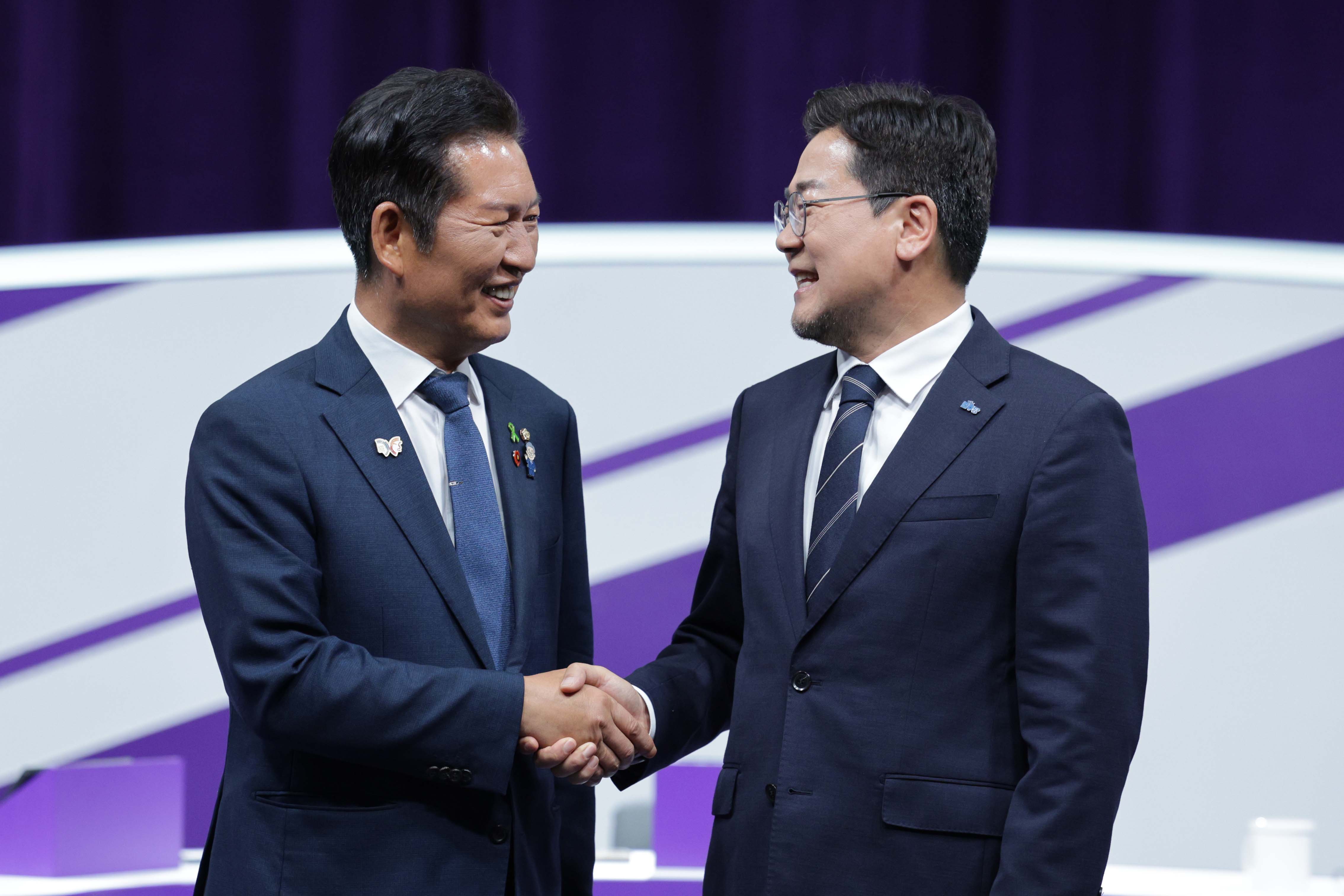 정청래·박찬대, “APEC에 김정은 초청 필요…김여정 담화 속뜻 살펴야”