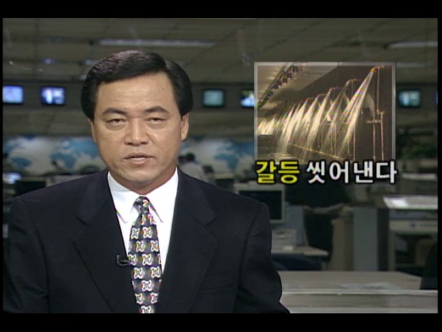 올해의 미술작가 윤정섭씨, 설치미술로 우리 현대사 갈등 정화