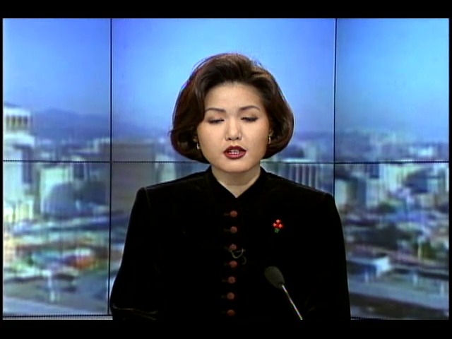 경기침체 지속되면서 실업률이 2년4개월만에 최고치로 치솟고 소비동향을 나타내는 도소매판매증가율이 4년만에 최저치로 떨어져