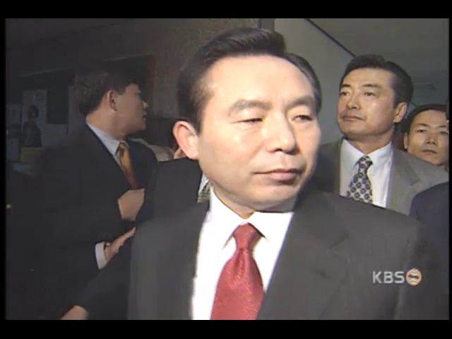 이인제 고문, 경선 참여.결과에 승복 